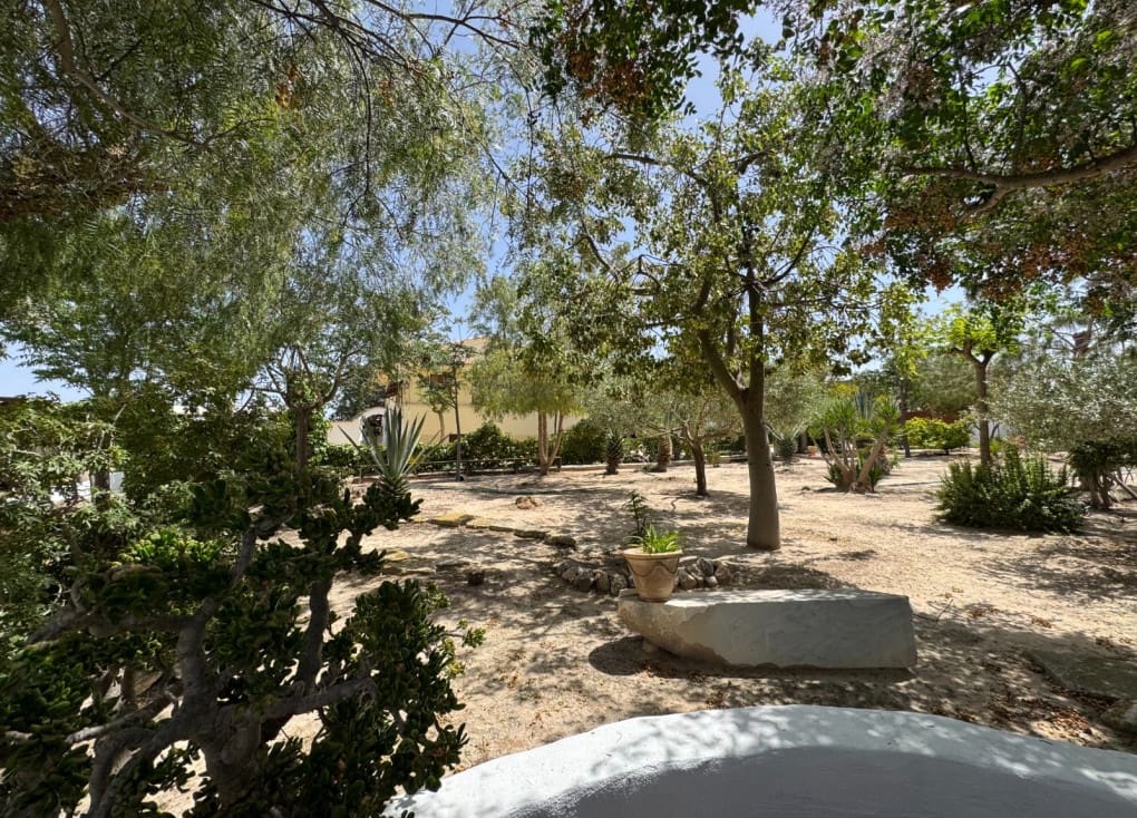 5 soveværelse Finca/Landehus til salg i Molina de Segura med swimmingpool garage - € 375.000 (Ref: 9043938)