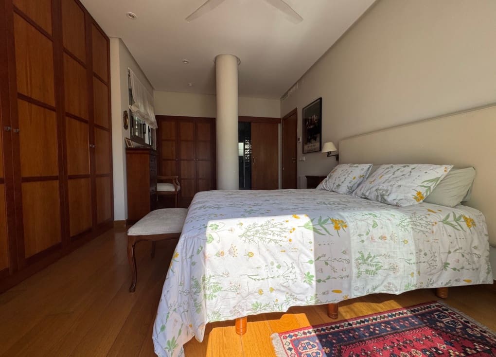 6 soveværelse Villa til salg i Murcia by med swimmingpool garage - € 560.000 (Ref: 9047126)