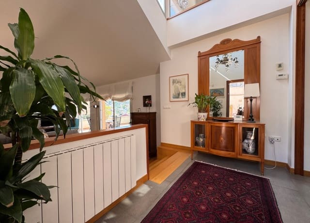 6 soveværelse Villa til salg i Murcia by med swimmingpool garage - € 560.000 (Ref: 9047126)