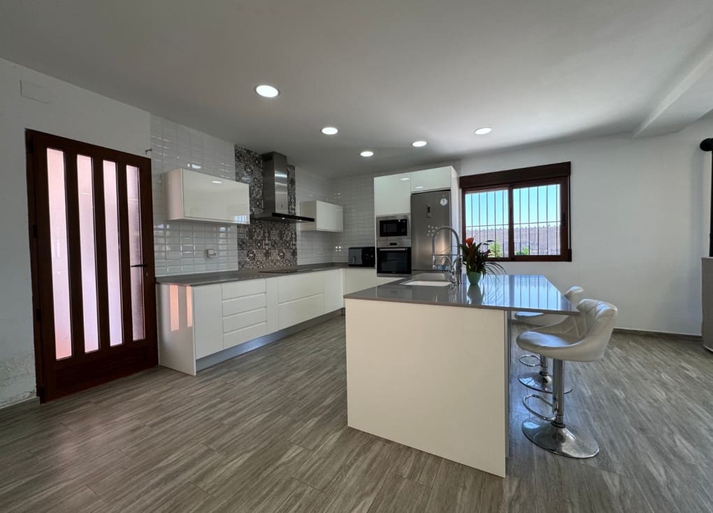 3 soveværelse Finca/Landehus til salg i Archena med swimmingpool - € 318.000 (Ref: 9051836)