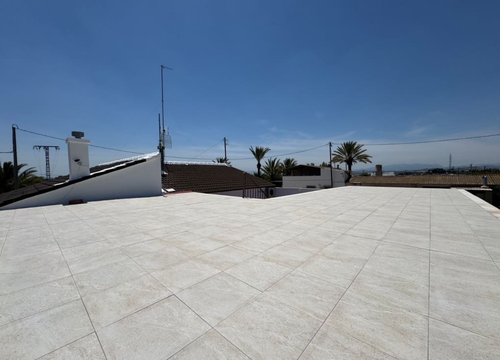 3 soveværelse Finca/Landehus til salg i Archena med swimmingpool - € 318.000 (Ref: 9051836)