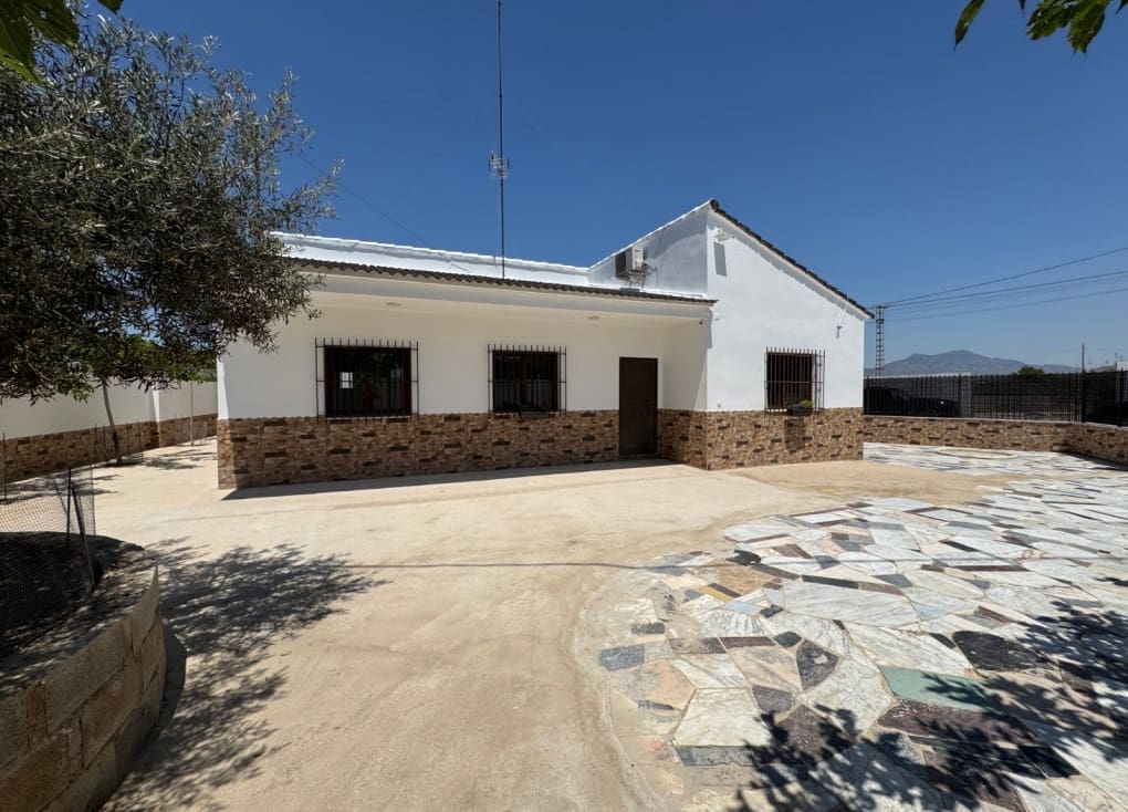 3 soveværelse Finca/Landehus til salg i Archena med swimmingpool - € 318.000 (Ref: 9051836)