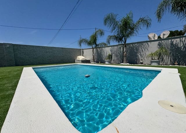 3 soveværelse Finca/Landehus til salg i Lorquí med swimmingpool - € 318.000 (Ref: 9051836)