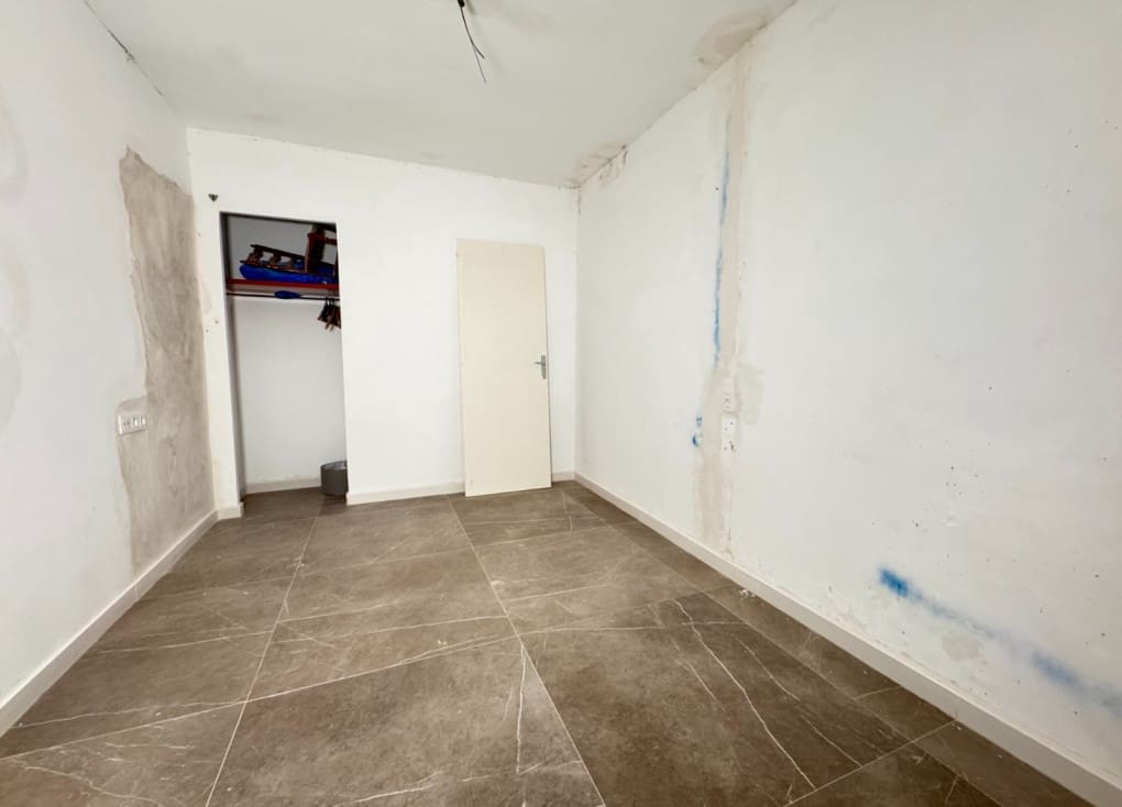 2 bedroom Townhouse for sale in Blanca - € 82,000 (Ref: 9063721)