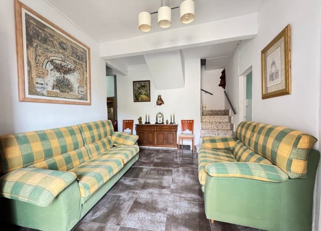 6 bedroom Townhouse for sale in Blanca - € 102,000 (Ref: 9079845)