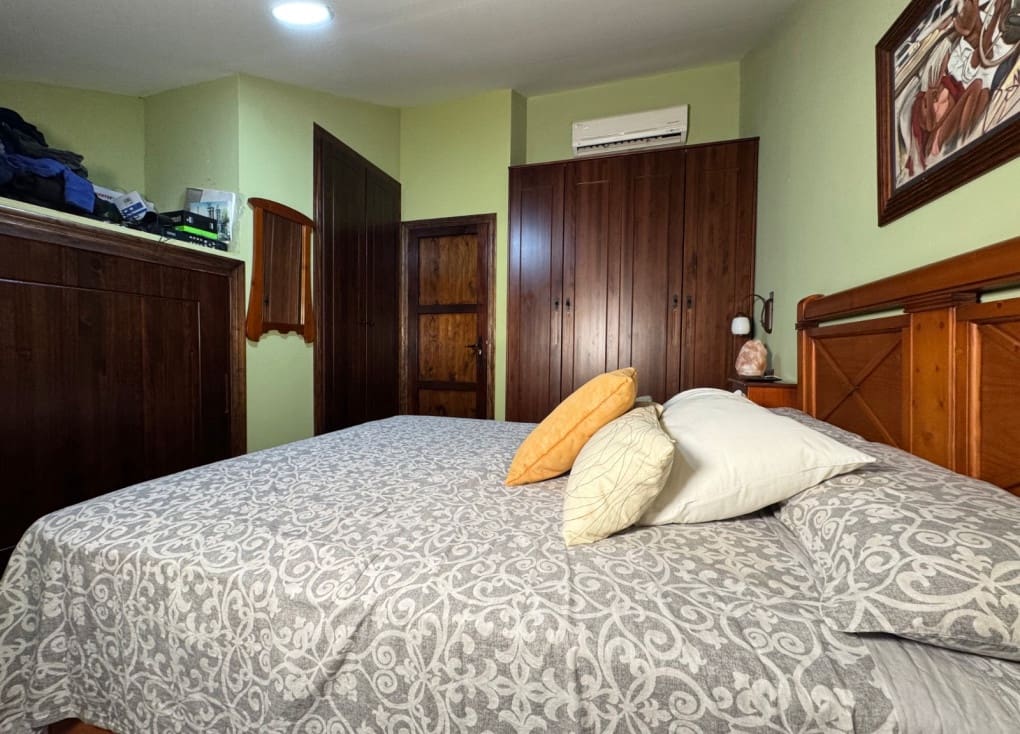 4 soveværelse Finca/Landehus til salg i Ojos med swimmingpool garage - € 636.300 (Ref: 9084813)