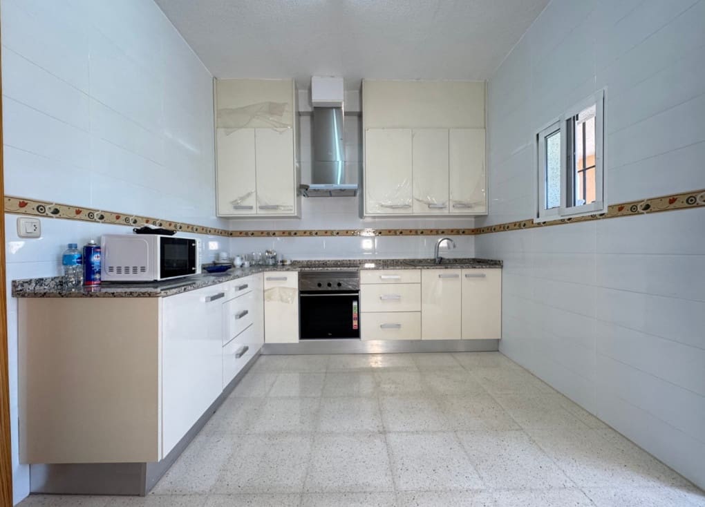 4 soveværelse Villa til salg i Molina de Segura med swimmingpool - € 256.000 (Ref: 9105264)