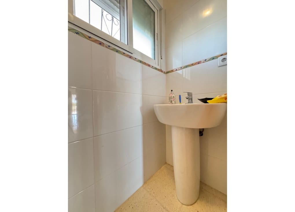 4 soveværelse Villa til salg i Molina de Segura med swimmingpool - € 256.000 (Ref: 9105264)