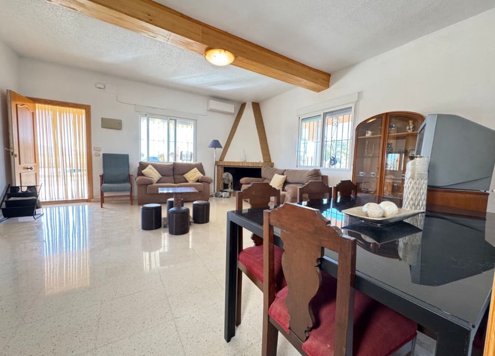 4 soveværelse Villa til salg i Molina de Segura med swimmingpool - € 256.000 (Ref: 9105264)