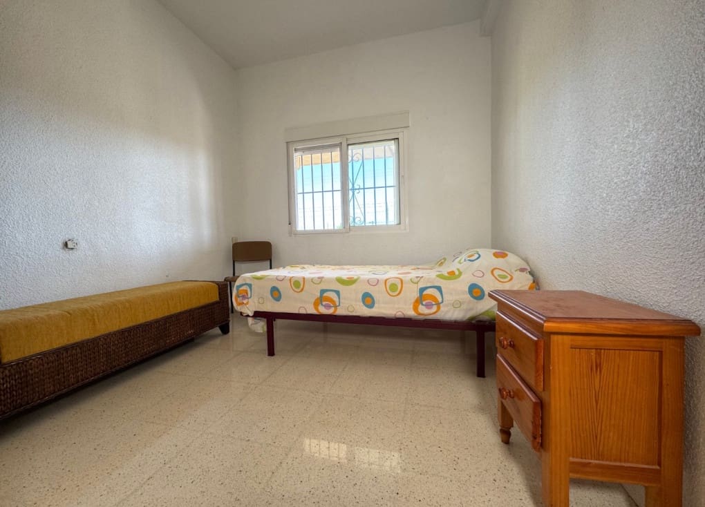 4 soveværelse Villa til salg i Molina de Segura med swimmingpool - € 256.000 (Ref: 9105264)