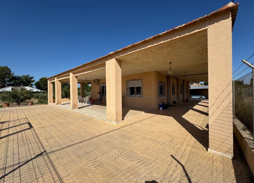 4 soveværelse Villa til salg i Molina de Segura med swimmingpool - € 256.000 (Ref: 9105264)