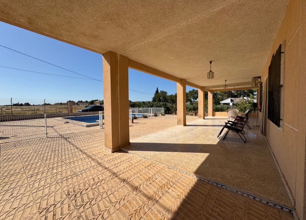 4 soveværelse Villa til salg i Molina de Segura med swimmingpool - € 256.000 (Ref: 9105264)