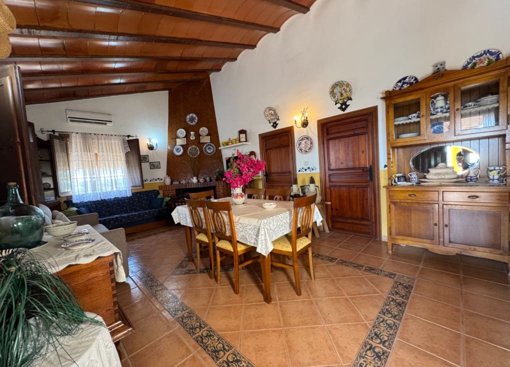 2 soveværelse Finca/Landehus til salg i Ulea med garage - € 163.000 (Ref: 9124282)