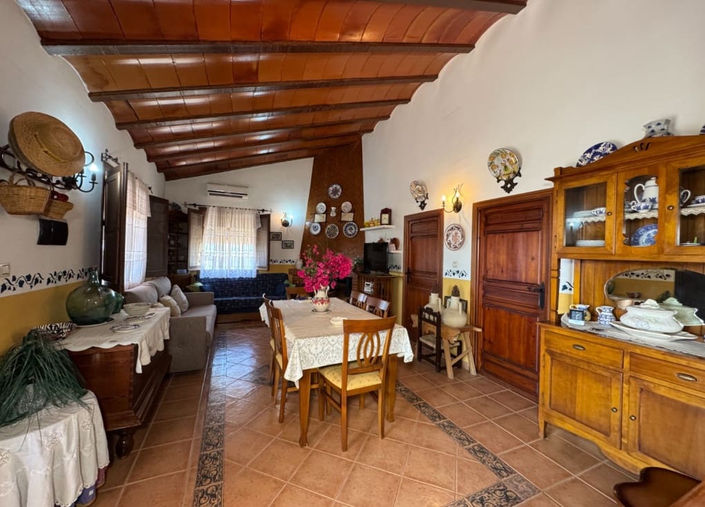 2 soveværelse Finca/Landehus til salg i Ulea med garage - € 163.000 (Ref: 9124282)