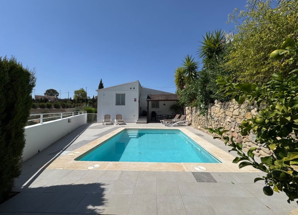 8 soveværelse Villa til salg i Blanca med swimmingpool garage - € 599.000 (Ref: 9148025)