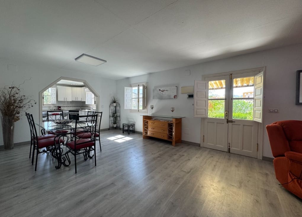 8 soveværelse Villa til salg i Blanca med swimmingpool garage - € 599.000 (Ref: 9148025)