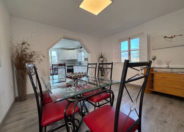 8 bedroom Villa for sale in Blanca with pool garage - € 599,000 (Ref: 9148025)