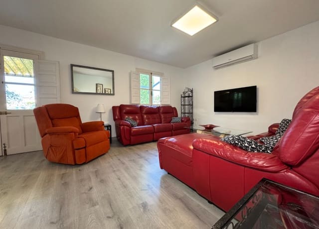 8 bedroom Villa for sale in Blanca with pool garage - € 599,000 (Ref: 9148025)