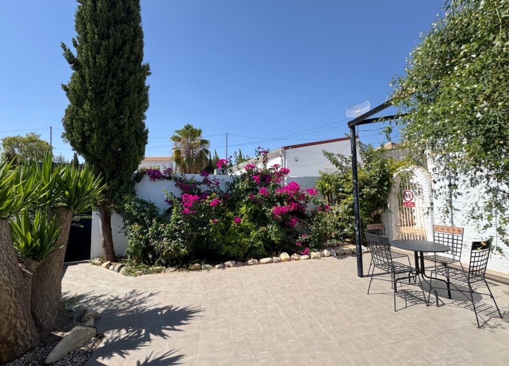 8 soveværelse Villa til salg i Blanca med swimmingpool garage - € 599.000 (Ref: 9148025)