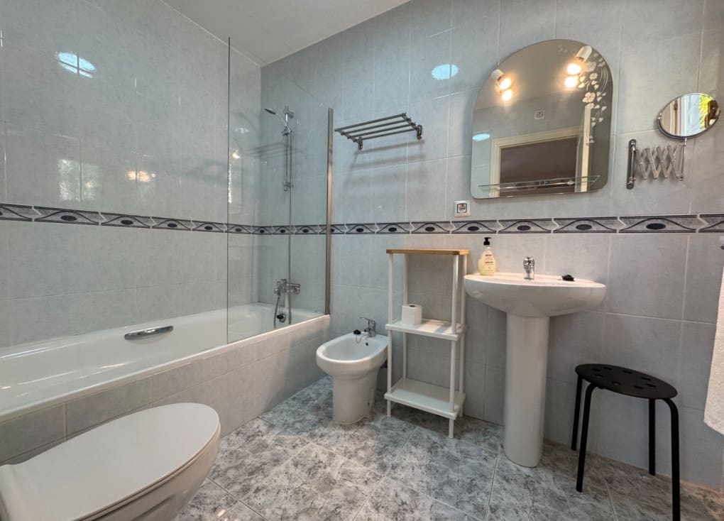 8 soveværelse Villa til salg i Blanca med swimmingpool garage - € 599.000 (Ref: 9148025)