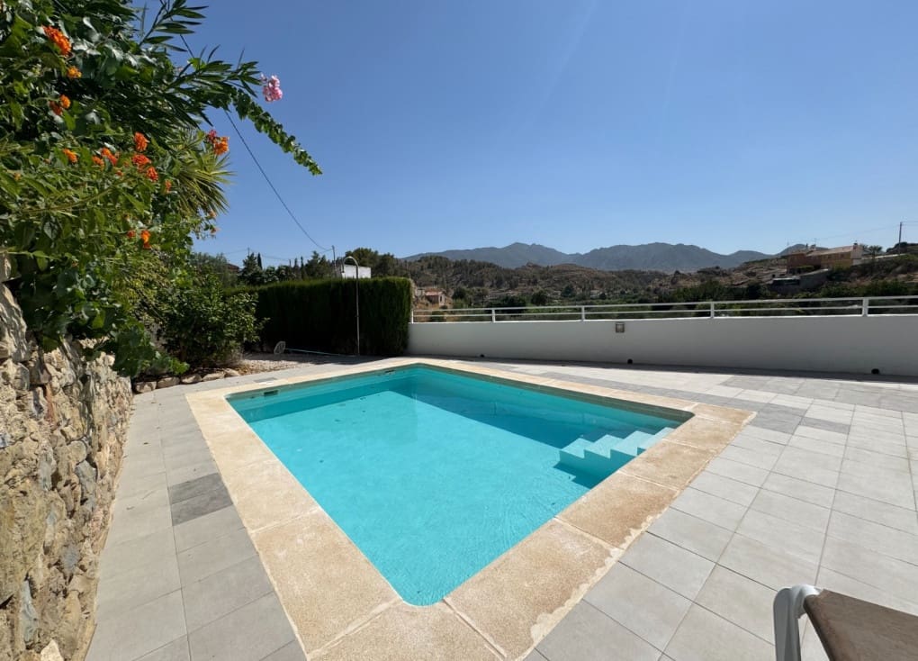 8 soveværelse Villa til salg i Blanca med swimmingpool garage - € 599.000 (Ref: 9148025)