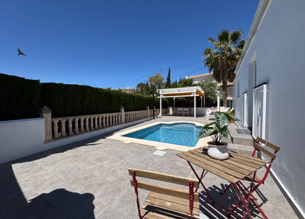 8 soveværelse Villa til salg i Blanca med swimmingpool garage - € 599.000 (Ref: 9148025)