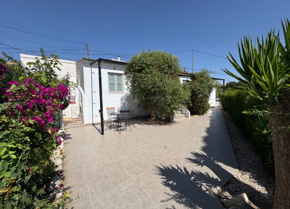 8 soveværelse Villa til salg i Blanca med swimmingpool garage - € 599.000 (Ref: 9148025)