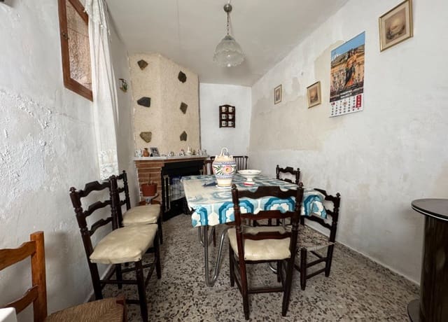 4 soveværelse Byhus til salg i Blanca - € 38.000 (Ref: 9160054)