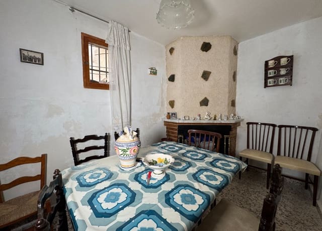 4 bedroom Townhouse for sale in Blanca - € 38,000 (Ref: 9160054)