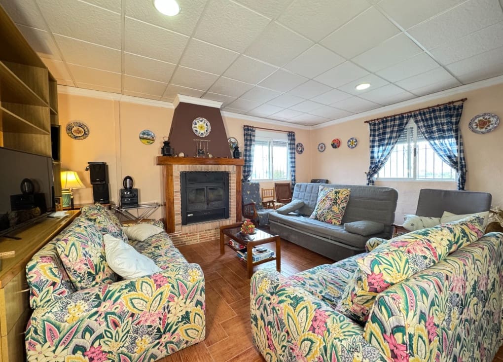 3 soveværelse Finca/Landehus til salg i Cieza med swimmingpool garage - € 219.000 (Ref: 9199868)