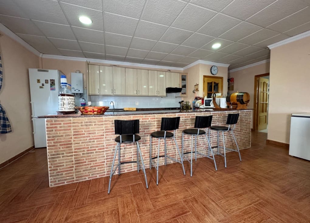 3 soveværelse Finca/Landehus til salg i Cieza med swimmingpool garage - € 219.000 (Ref: 9199868)