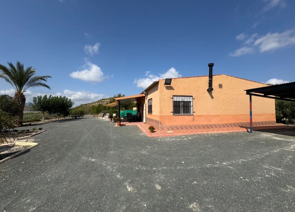 3 soveværelse Finca/Landehus til salg i Cieza med swimmingpool garage - € 219.000 (Ref: 9199868)