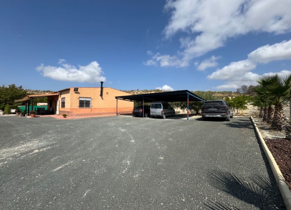 3 soveværelse Finca/Landehus til salg i Cieza med swimmingpool garage - € 219.000 (Ref: 9199868)