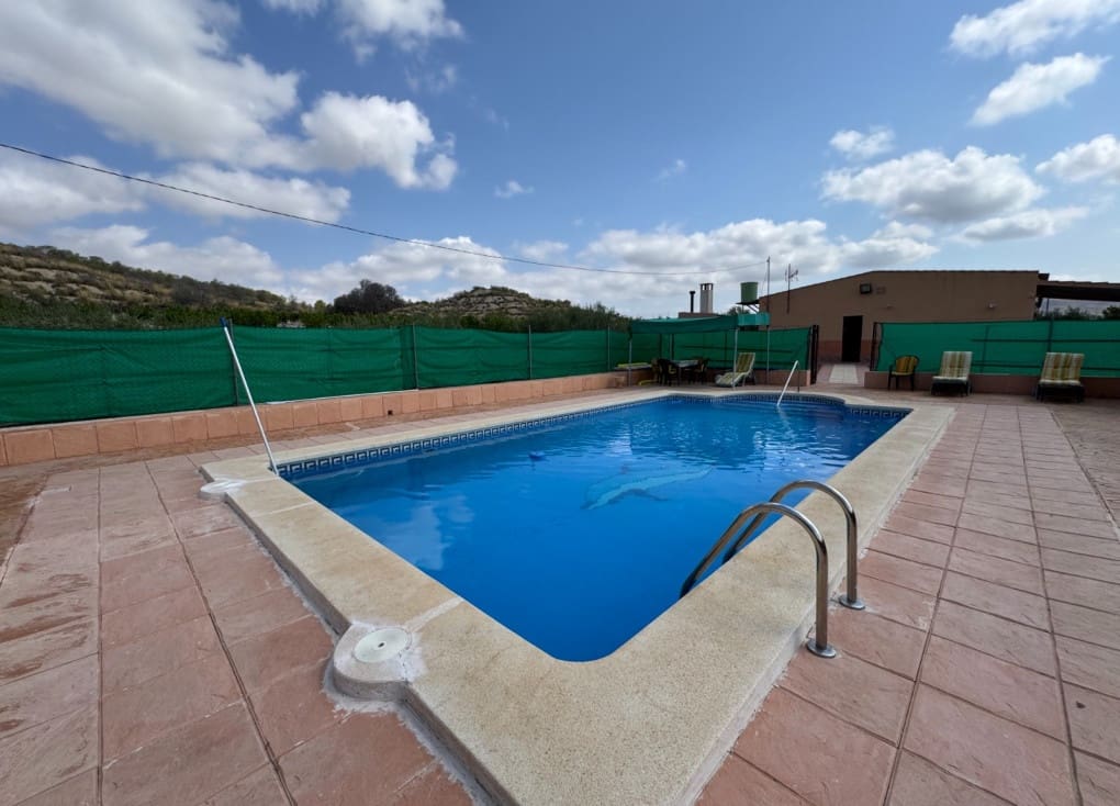 3 soveværelse Finca/Landehus til salg i Cieza med swimmingpool garage - € 219.000 (Ref: 9199868)