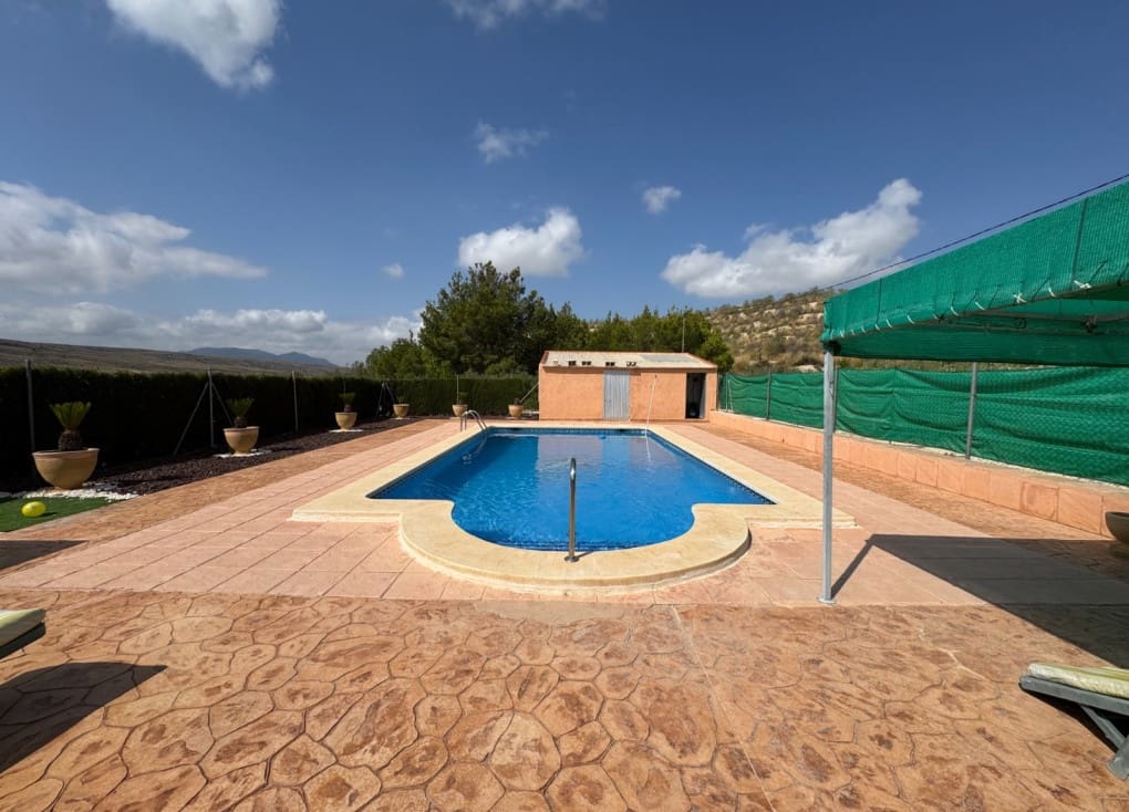 3 soveværelse Finca/Landehus til salg i Cieza med swimmingpool garage - € 219.000 (Ref: 9199868)