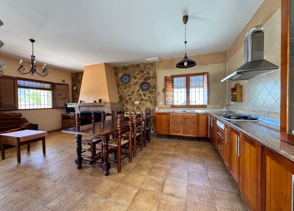 6 soveværelse Villa til salg i Ricote med garage - € 200.000 (Ref: 9254038)