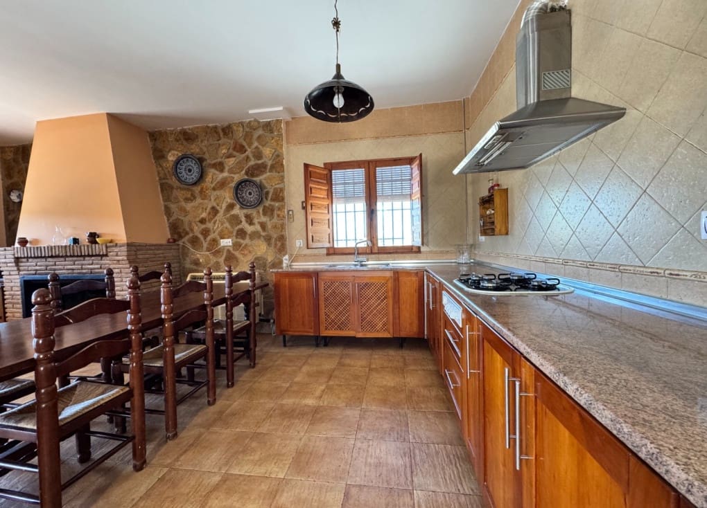 6 soveværelse Villa til salg i Ricote med garage - € 200.000 (Ref: 9254038)