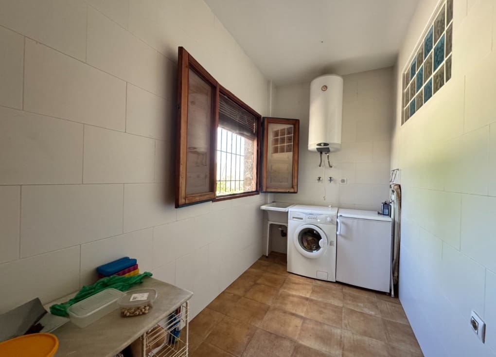 6 soveværelse Villa til salg i Ricote med garage - € 200.000 (Ref: 9254038)