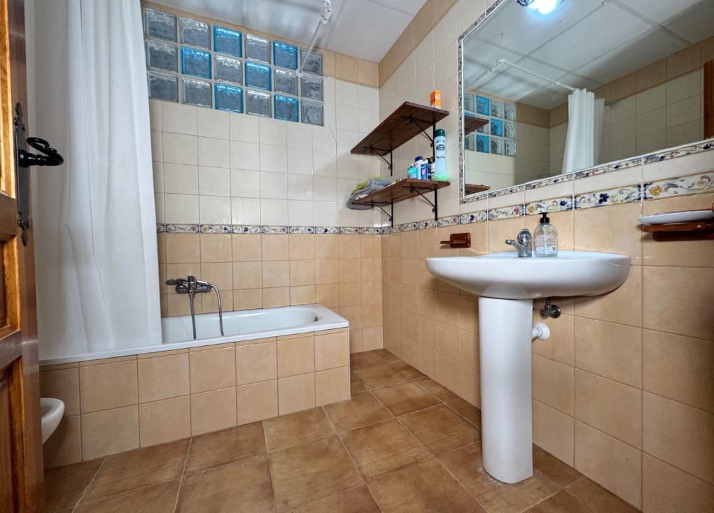 6 soveværelse Villa til salg i Ricote med garage - € 200.000 (Ref: 9254038)