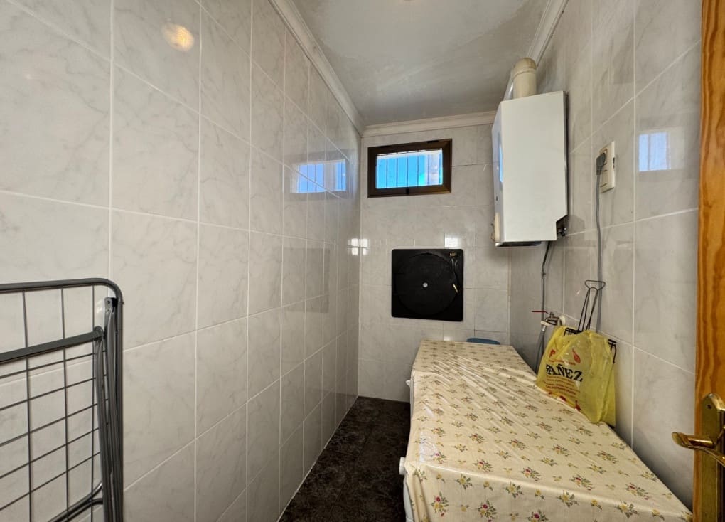 4 soveværelse Finca/Landehus til salg i Cieza med garage - € 254.000 (Ref: 9311153)