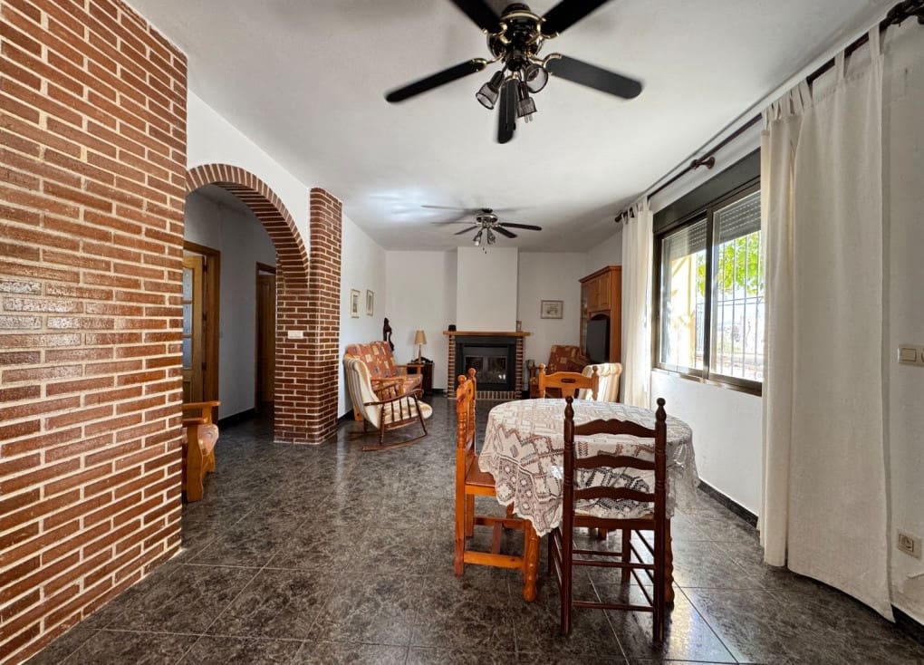 4 soveværelse Finca/Landehus til salg i Cieza med garage - € 254.000 (Ref: 9311153)