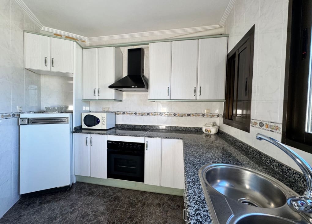 4 soveværelse Finca/Landehus til salg i Cieza med garage - € 254.000 (Ref: 9311153)