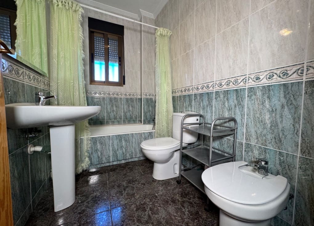 4 soveværelse Finca/Landehus til salg i Cieza med garage - € 254.000 (Ref: 9311153)