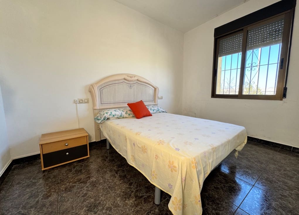 4 soveværelse Finca/Landehus til salg i Cieza med garage - € 254.000 (Ref: 9311153)