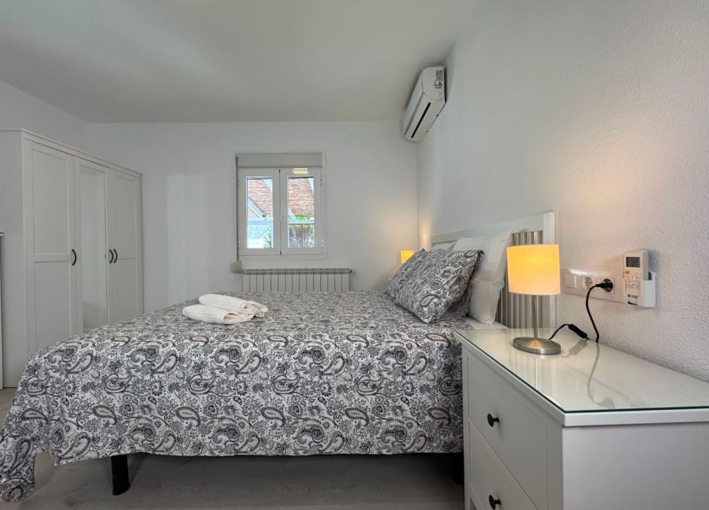 3 bedroom Villa for sale in Blanca with pool garage - € 224,000 (Ref: 9363543)