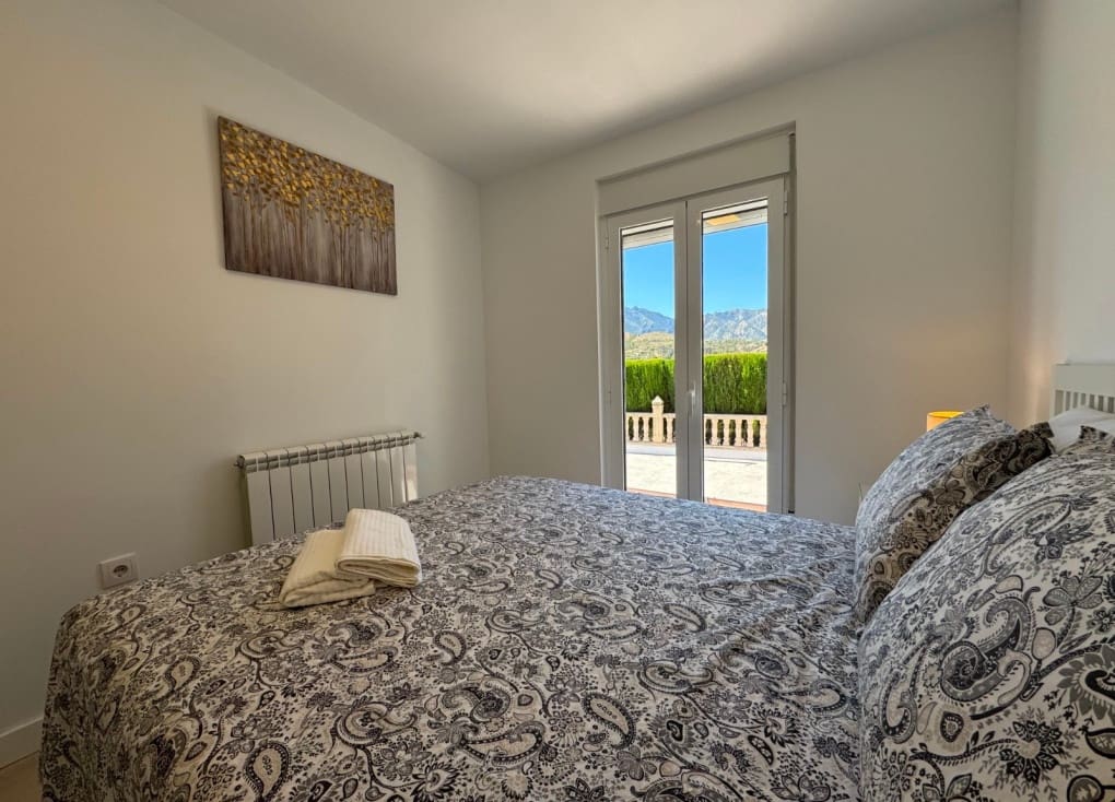 3 bedroom Villa for sale in Blanca with pool garage - € 224,000 (Ref: 9363543)