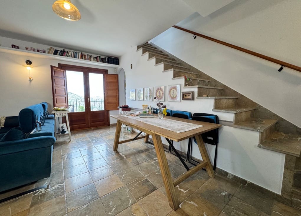 3 sypialnia Finka/Dom wiejski na sprzedaż w Ojos z garażem - 360 000 € (Ref: 9400210)