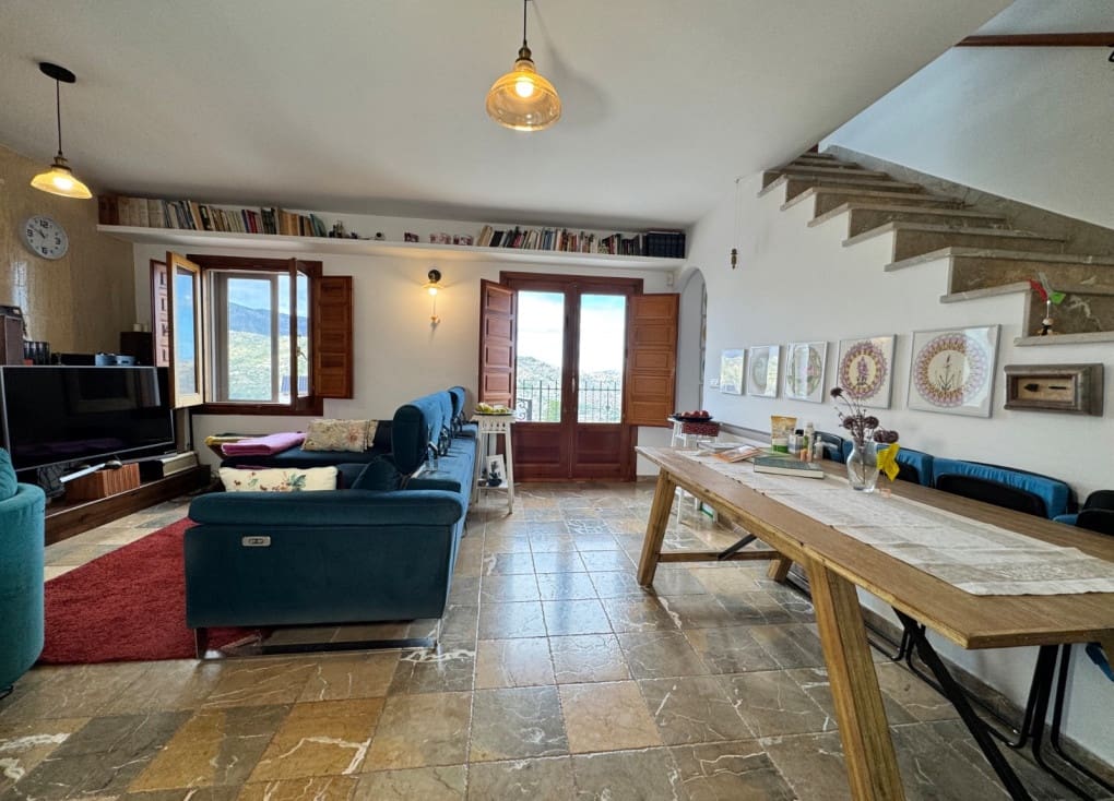 3 sypialnia Finka/Dom wiejski na sprzedaż w Ojos z garażem - 360 000 € (Ref: 9400210)