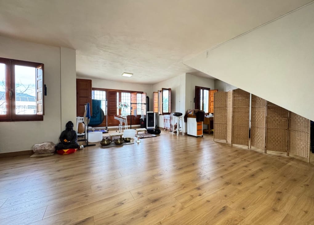 3 sypialnia Finka/Dom wiejski na sprzedaż w Ojos z garażem - 360 000 € (Ref: 9400210)