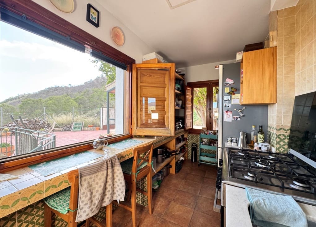 3 sypialnia Finka/Dom wiejski na sprzedaż w Ojos z garażem - 360 000 € (Ref: 9400210)